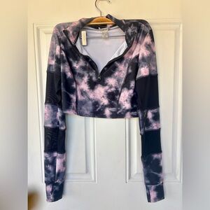 Women's Tie-Dye Cropped Top. Women’s Forever 21 Size S Cropped 1/4 Zip Pullover